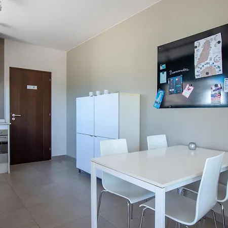 North Shore Lajares, Alegre 30b *