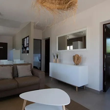 Villa Heated & Shared Pool, Villa Alegre 30B, North Shore Villas Lajares