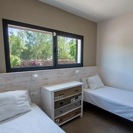 Heated & Shared Pool, Villa Alegre 30B, North Shore Villas Lajares Villa
